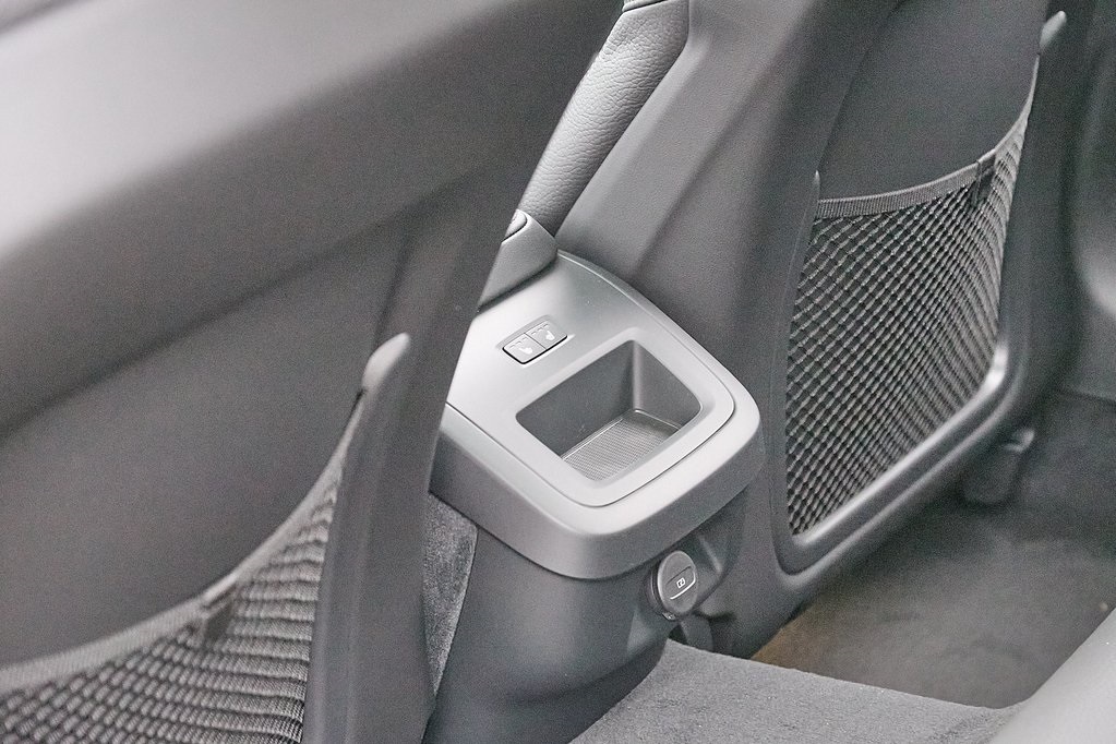 2026 VOLVO V60CC - Image 20