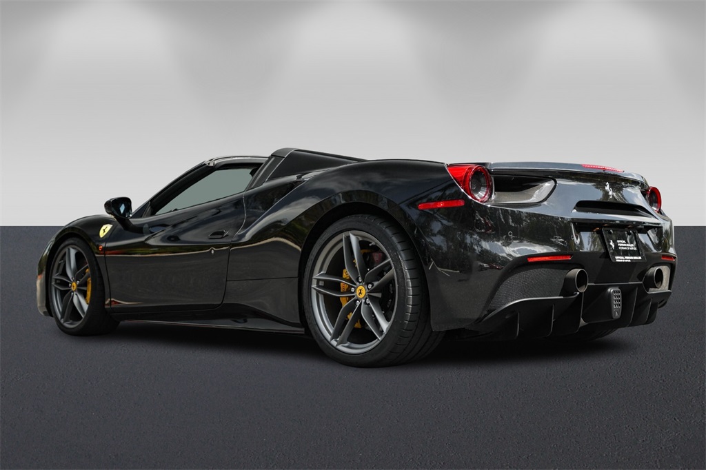 Certified Used 2018 Nero Daytona Metallic Ferrari Base image 5
