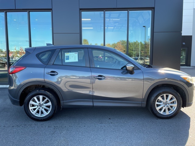 2015 Mazda CX-5 Sport photo 2