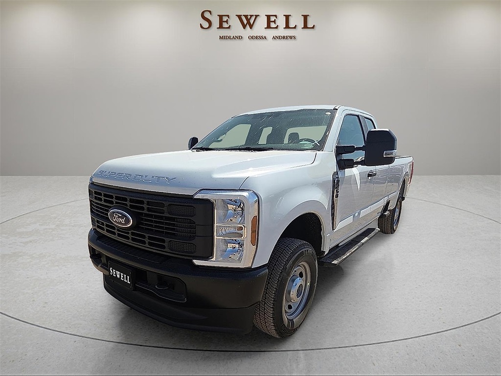 2026 Ford F-250 Super Duty XL's photo