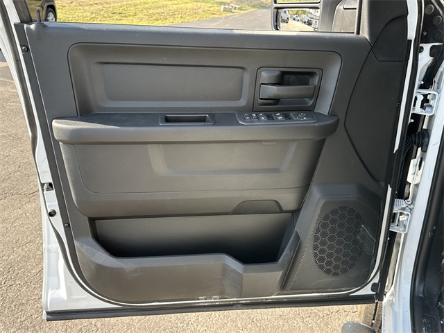 2026 Ram 3500 Tradesman photo 24