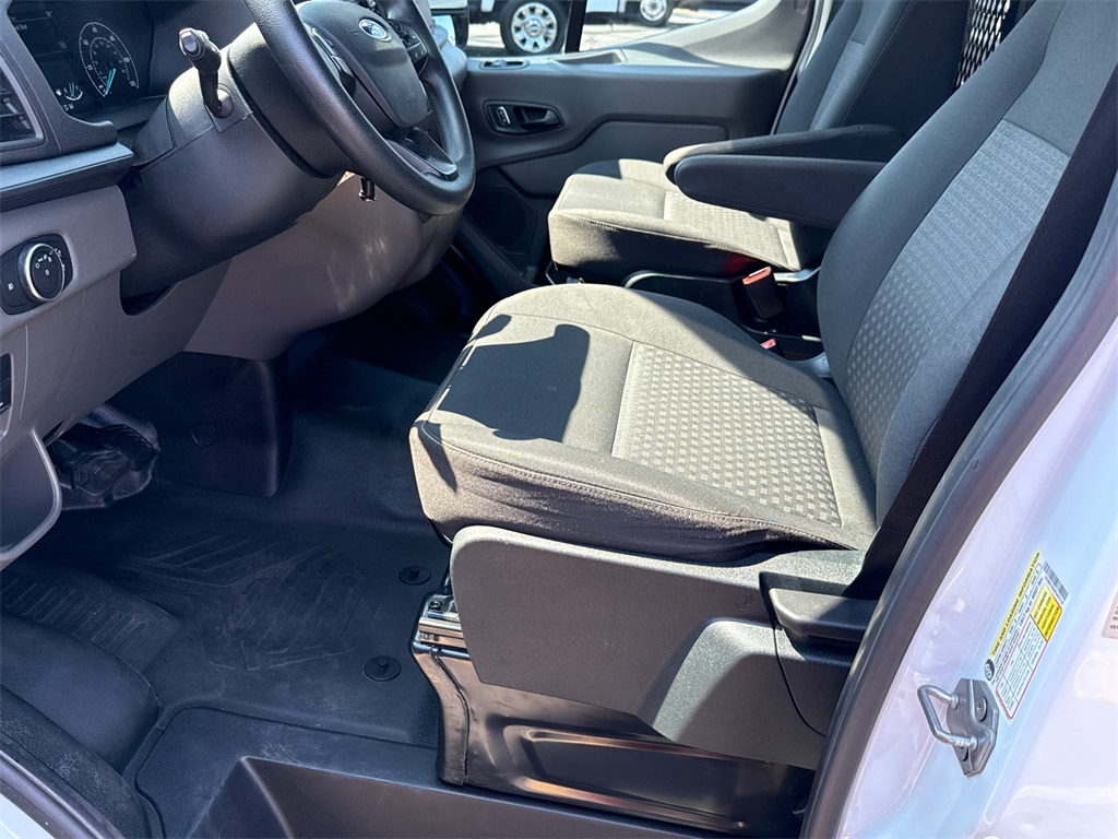 2023 Ford Transit photo 8