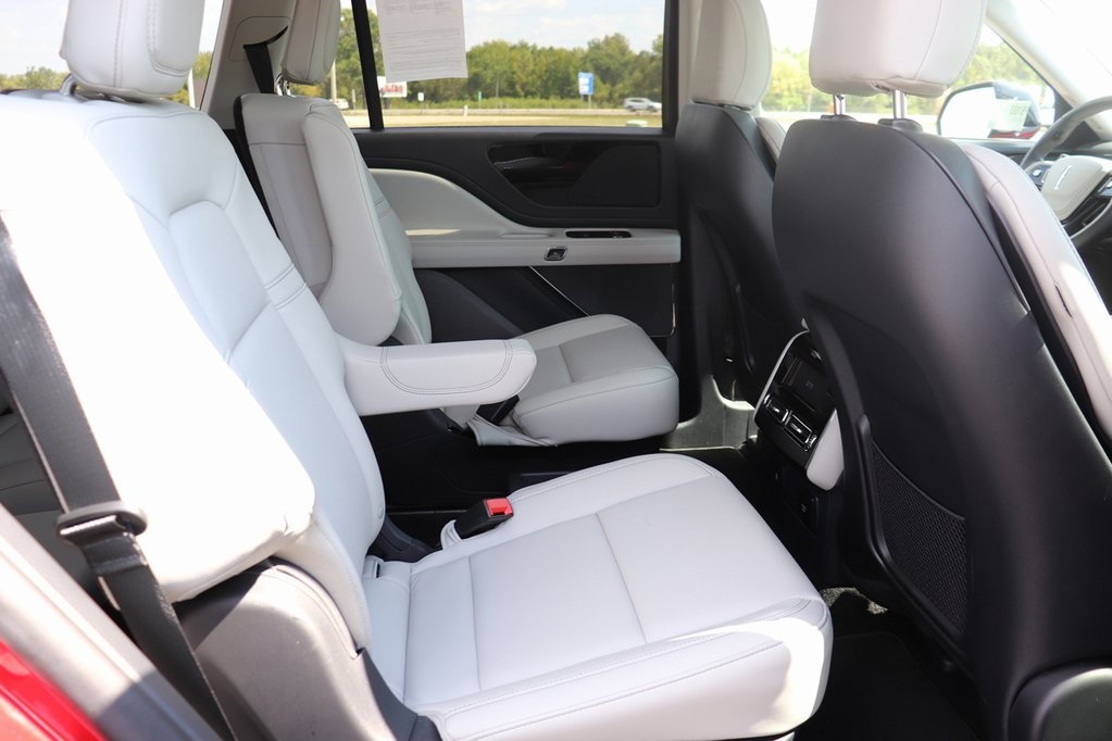 2025 Lincoln Aviator Premiere photo 13