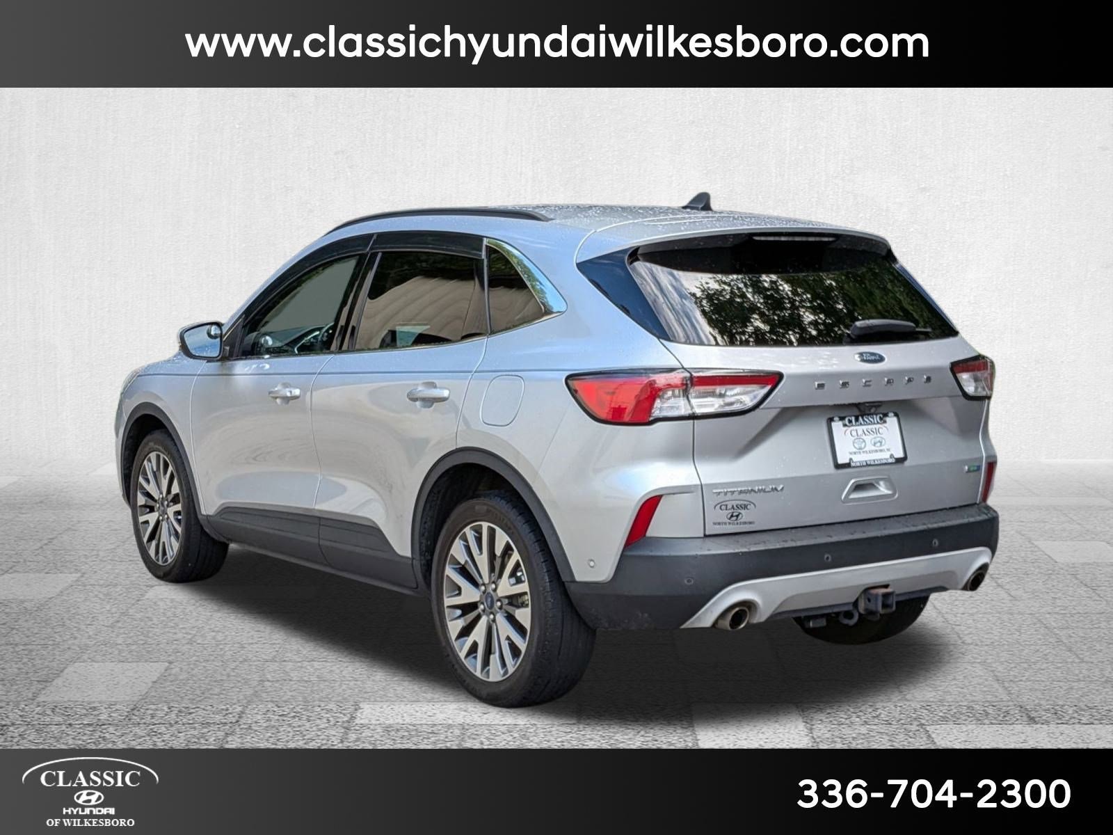 2020 Ford Escape Titanium photo 6