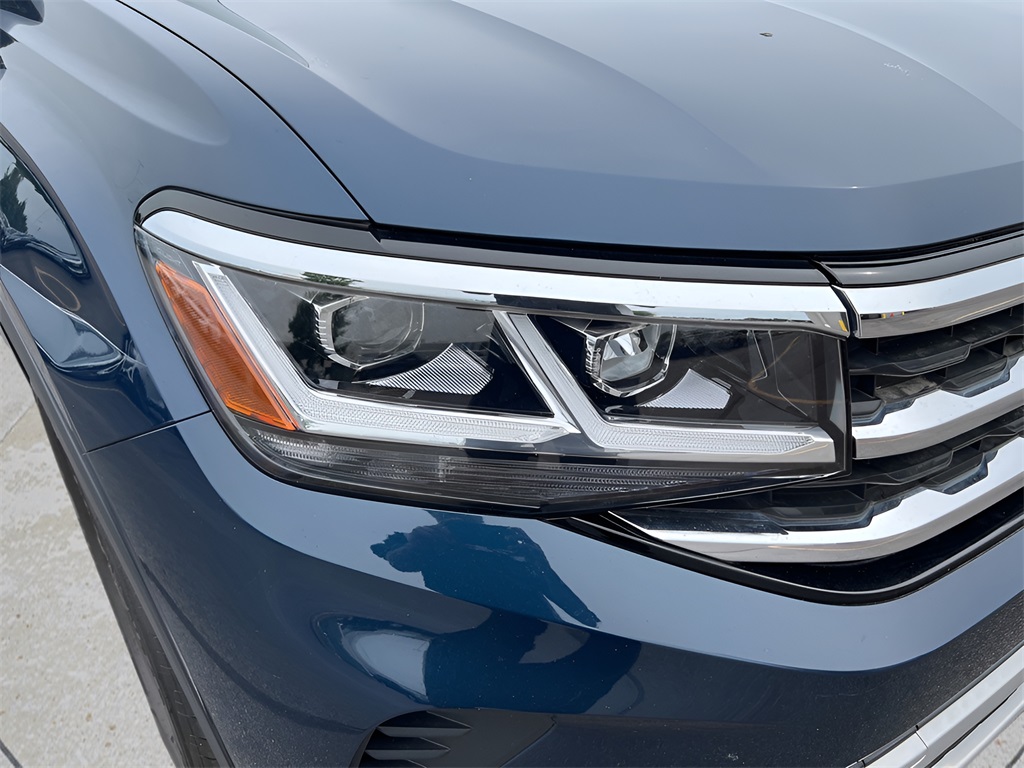 2022 Volkswagen Atlas Cross Sport V6 SE Technology photo 9