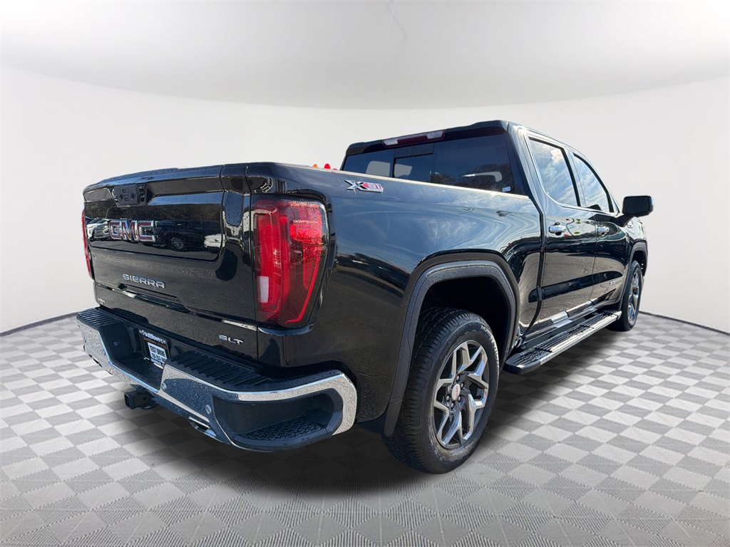 2022 Gmc Sierra 1500 SLT photo 2