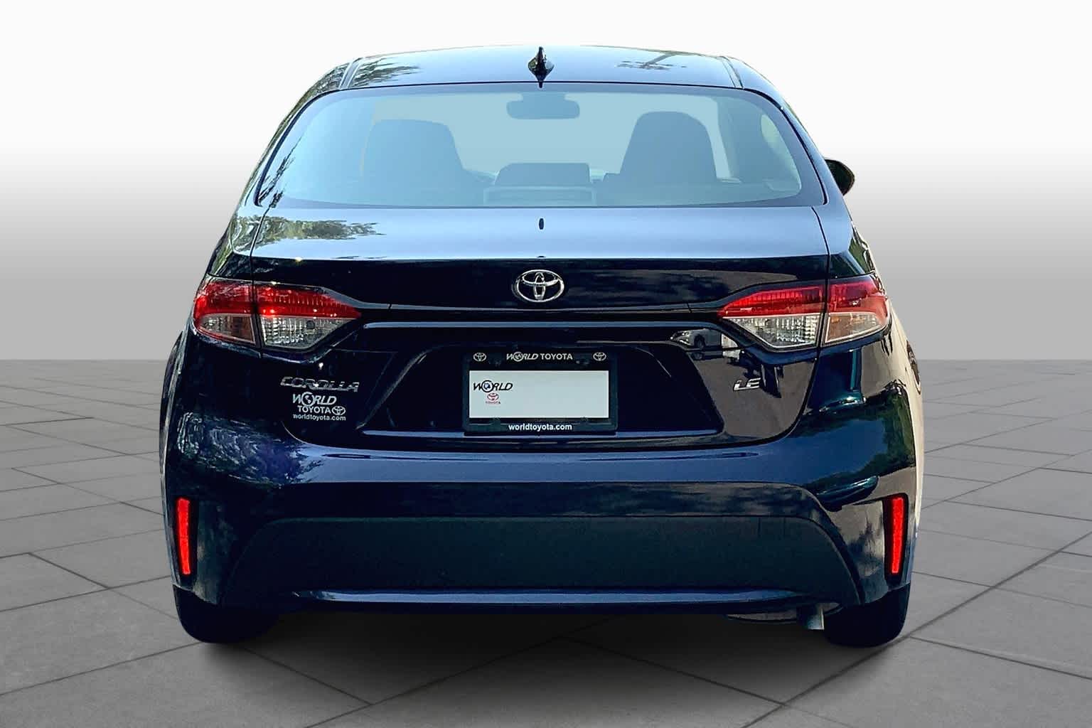 2020 Toyota Corolla LE photo 4