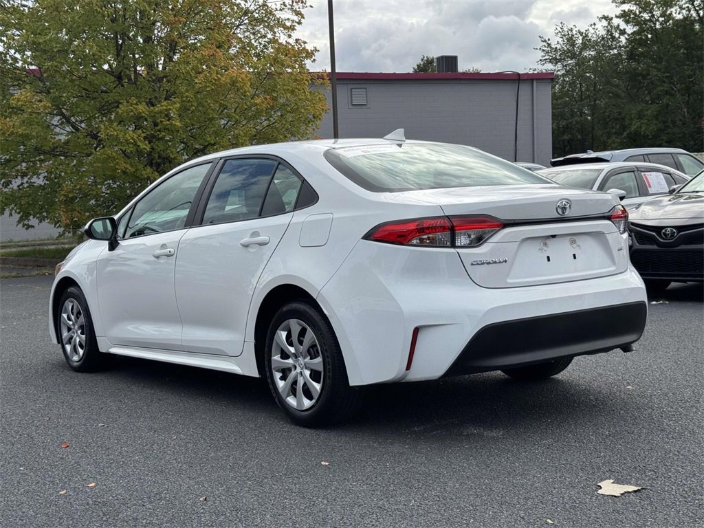 2024 Toyota Corolla LE photo 21