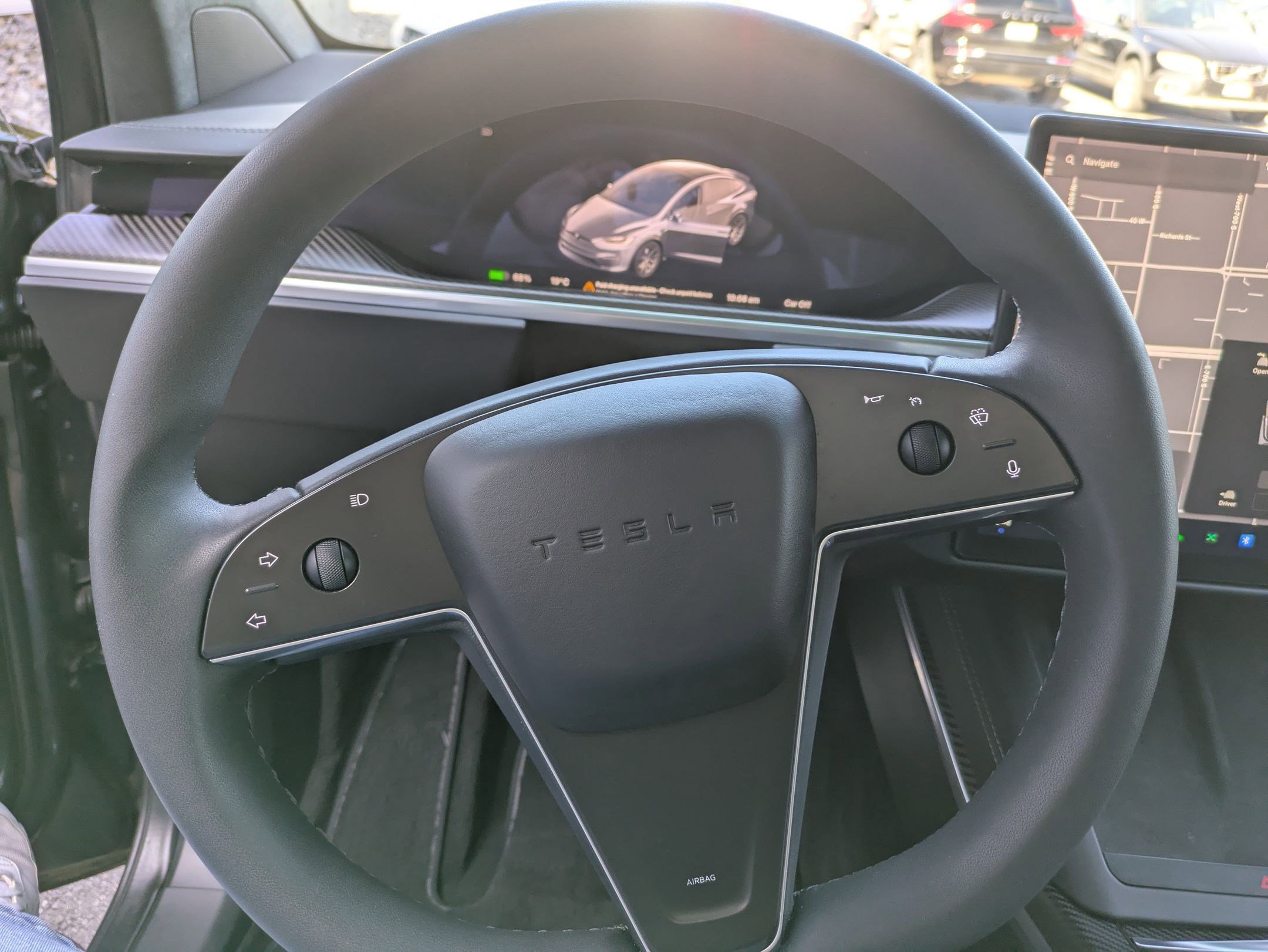 2022 Tesla Model X Plaid photo 14