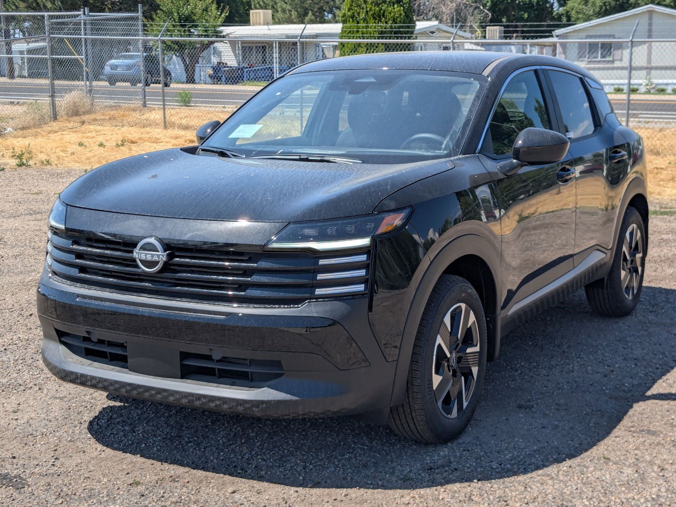 2025 Nissan Kicks SV photo 5