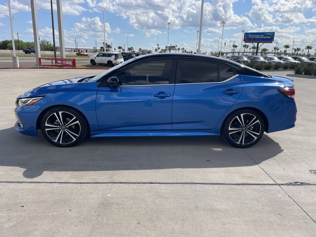 2022 Nissan Sentra SR photo 2