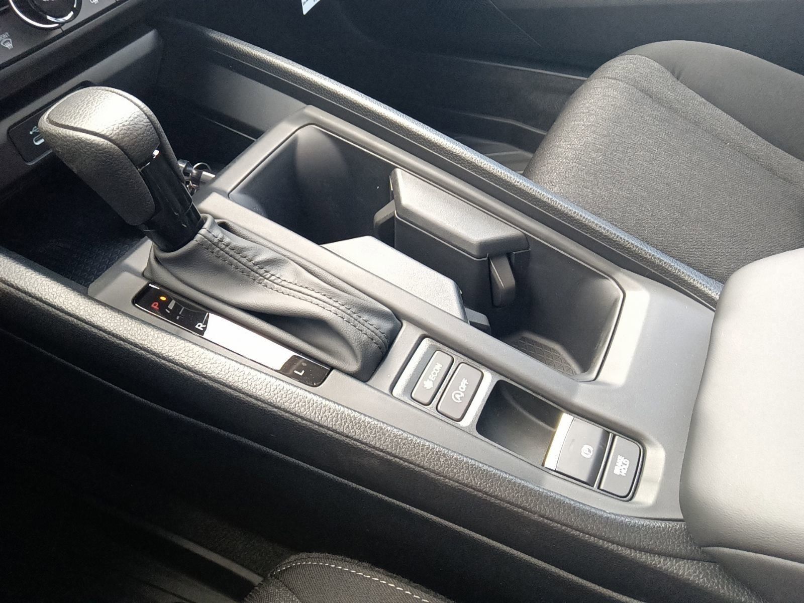 2025 Honda Accord SE photo 15