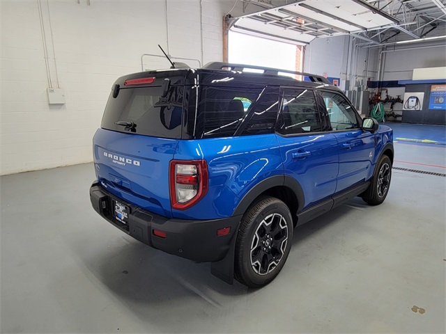 2025 Ford Bronco Sport Outer Banks photo 4