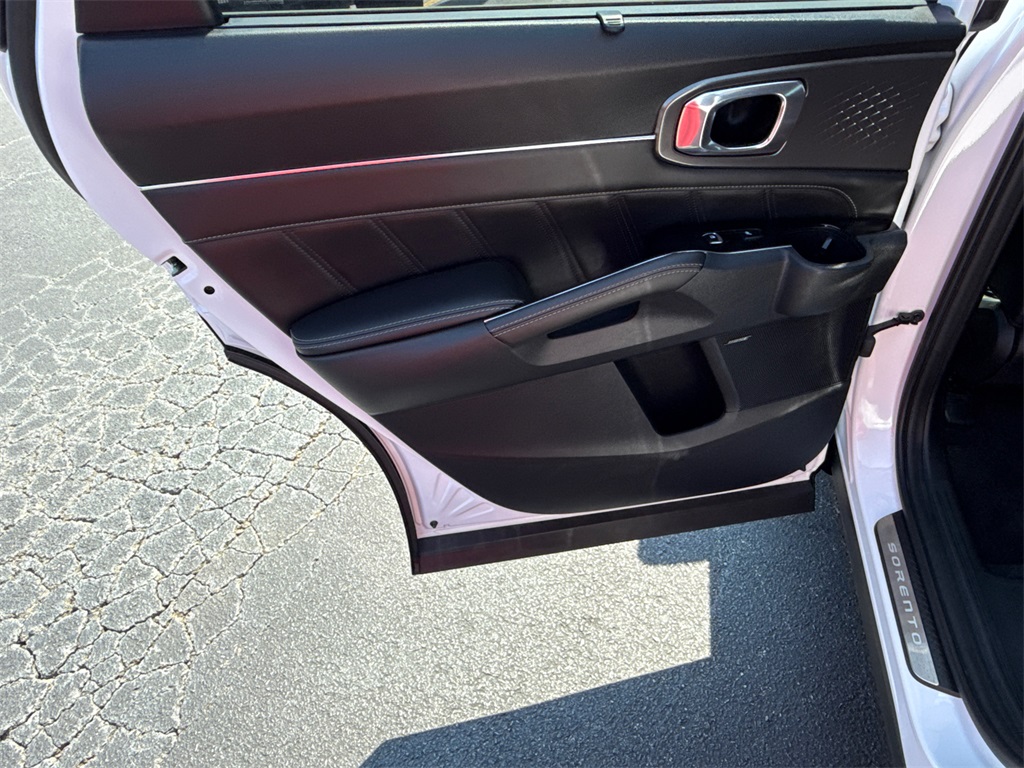 2023 Kia Sorento SX Prestige photo 22