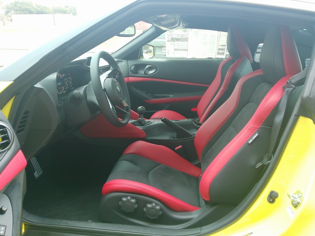2024 Nissan Z Performance photo 8