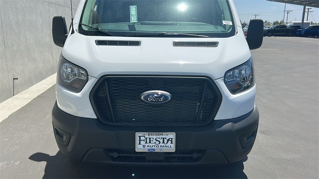 2025 Ford Transit Cargo Van photo 4
