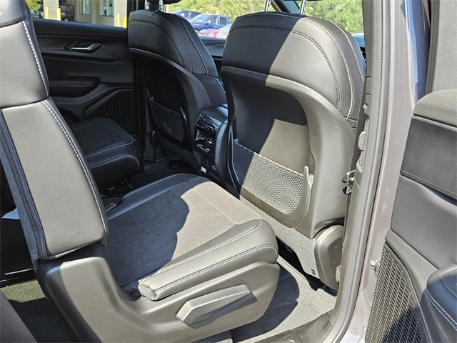 2025 Jeep Grand Cherokee Altitude X photo 18