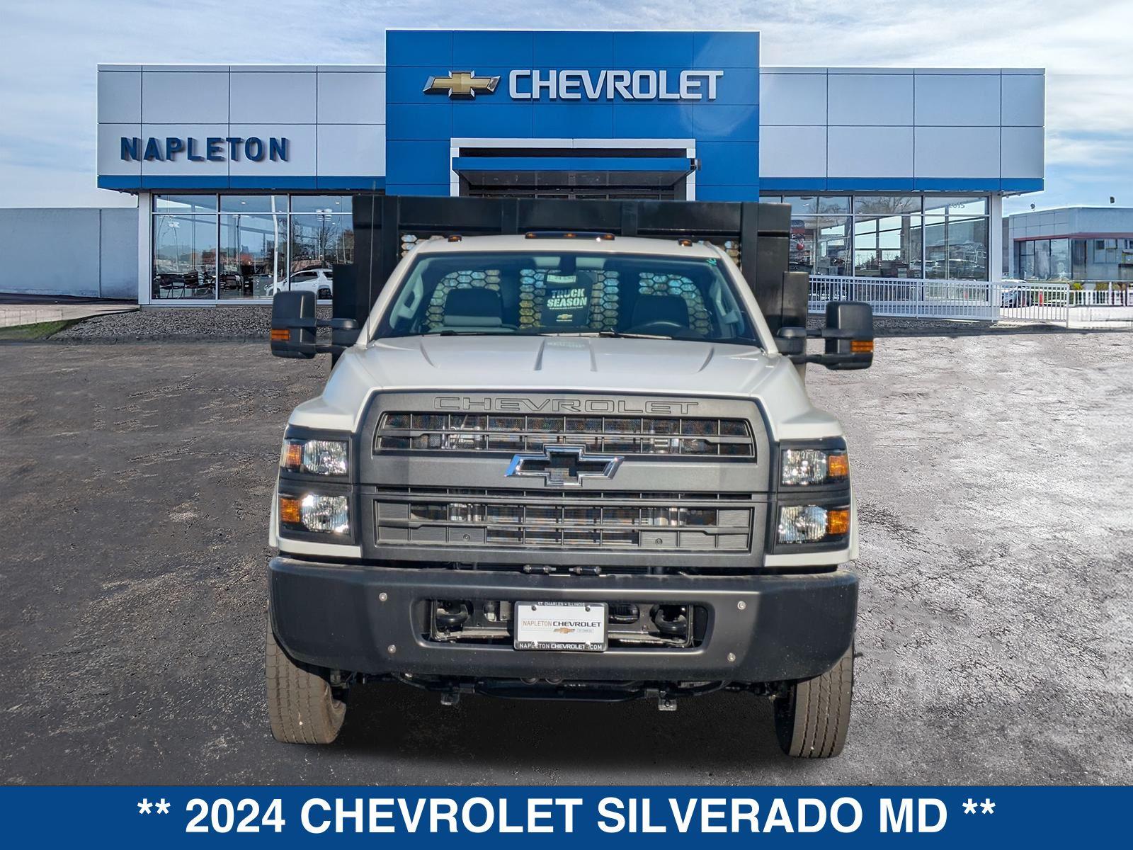 2024 Chevrolet Silverado 5500HD Work Truck photo 2