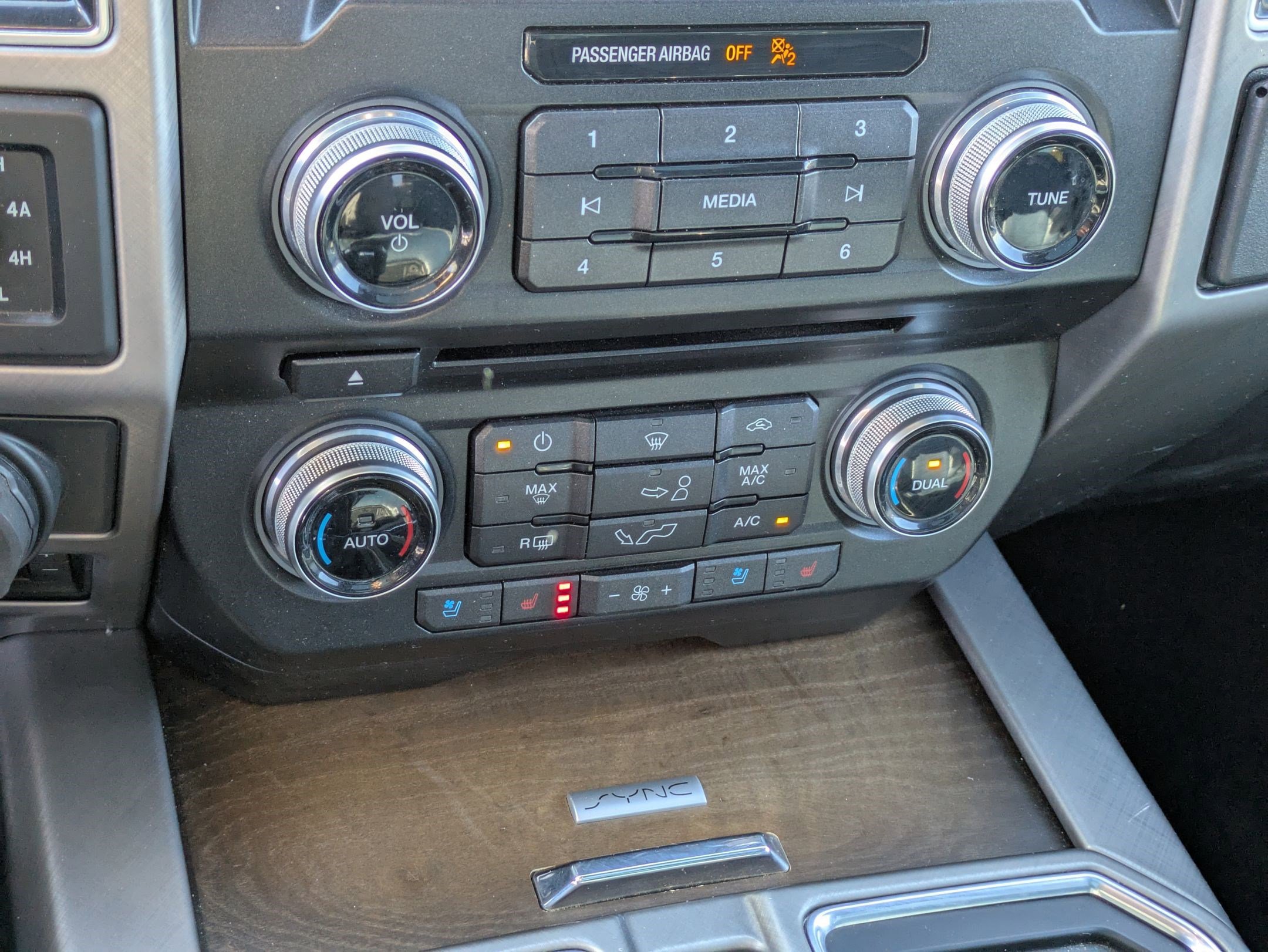 2018 Ford F-150 Limited photo 21