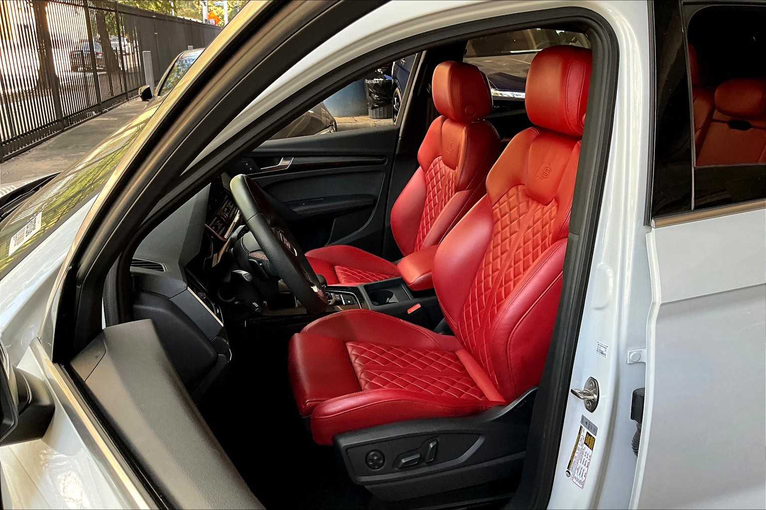 2023 Audi SQ5 Premium Plus photo 6