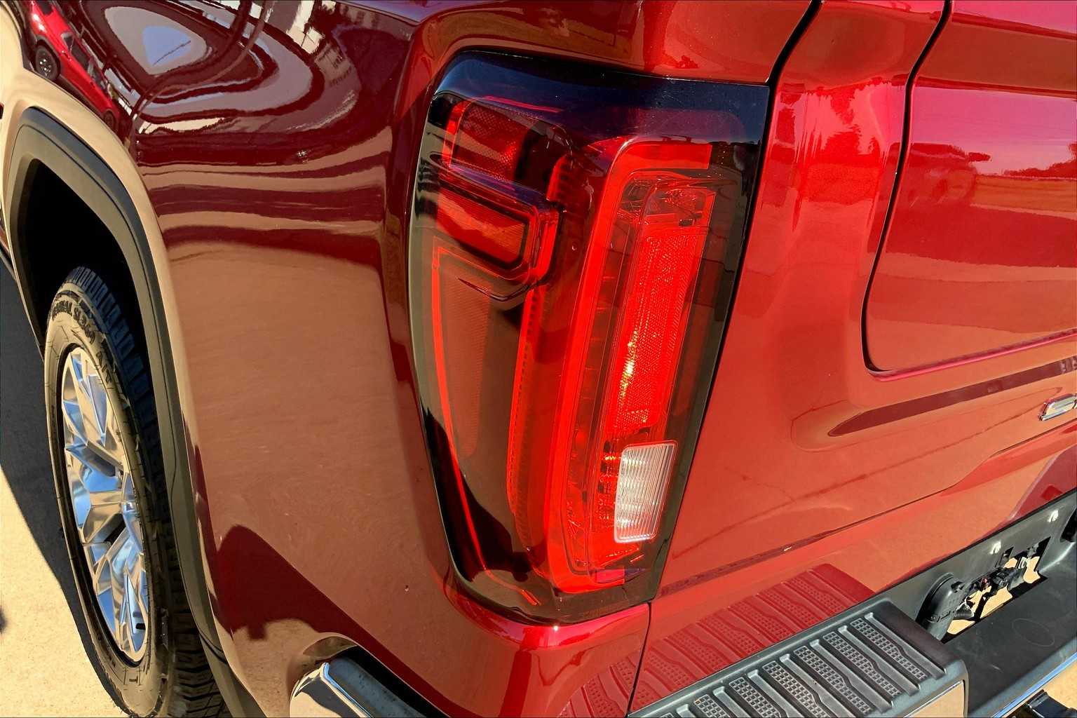 2019 Gmc Sierra 1500 SLT photo 26