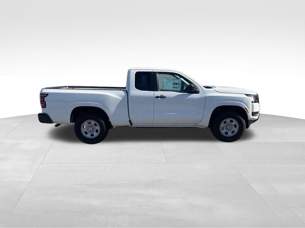 2025 Nissan Frontier King Cab S photo 5