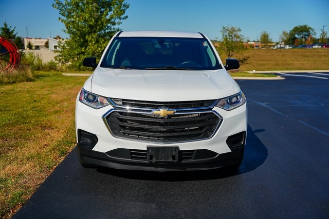 2020 Chevrolet Traverse LS photo 2
