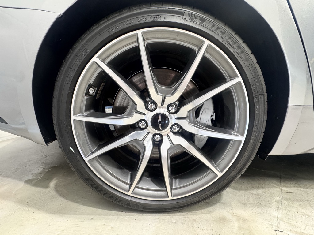 2025 Genesis G70 2.5T photo 13