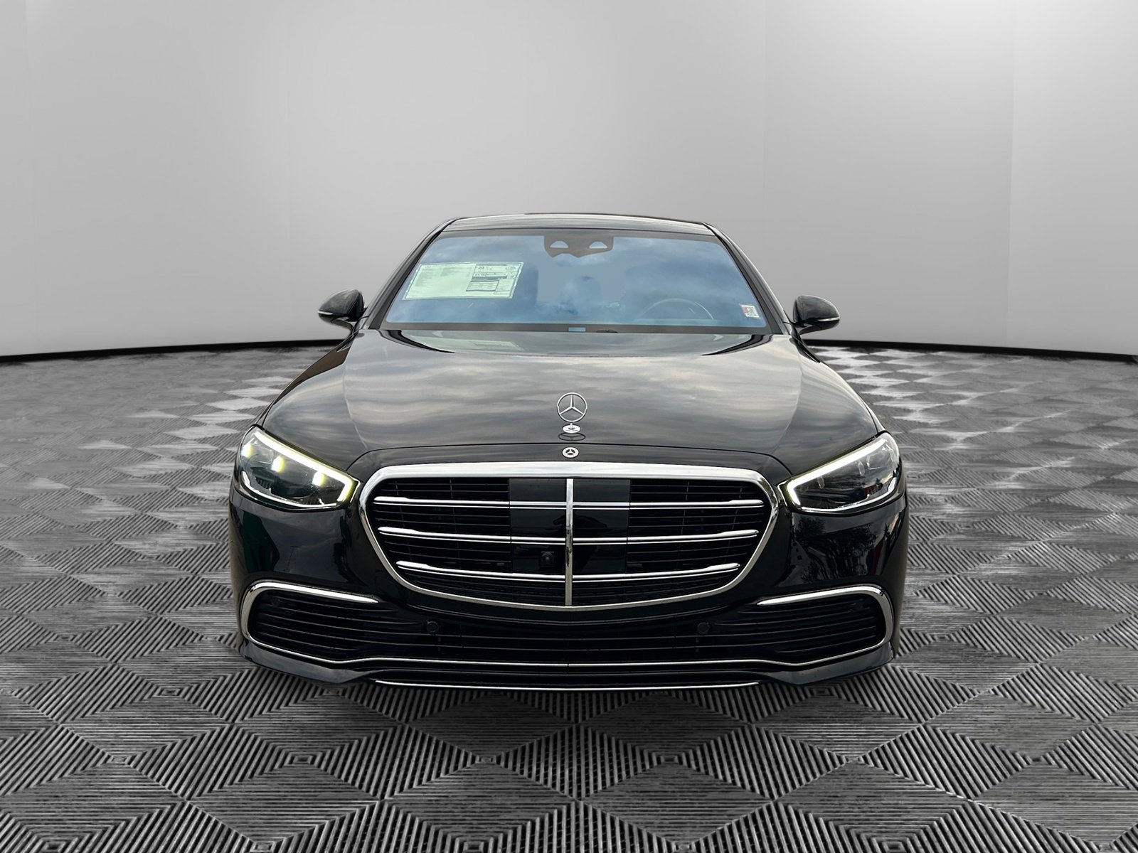 2026 Mercedes Benz S 580 4MATIC photo 8