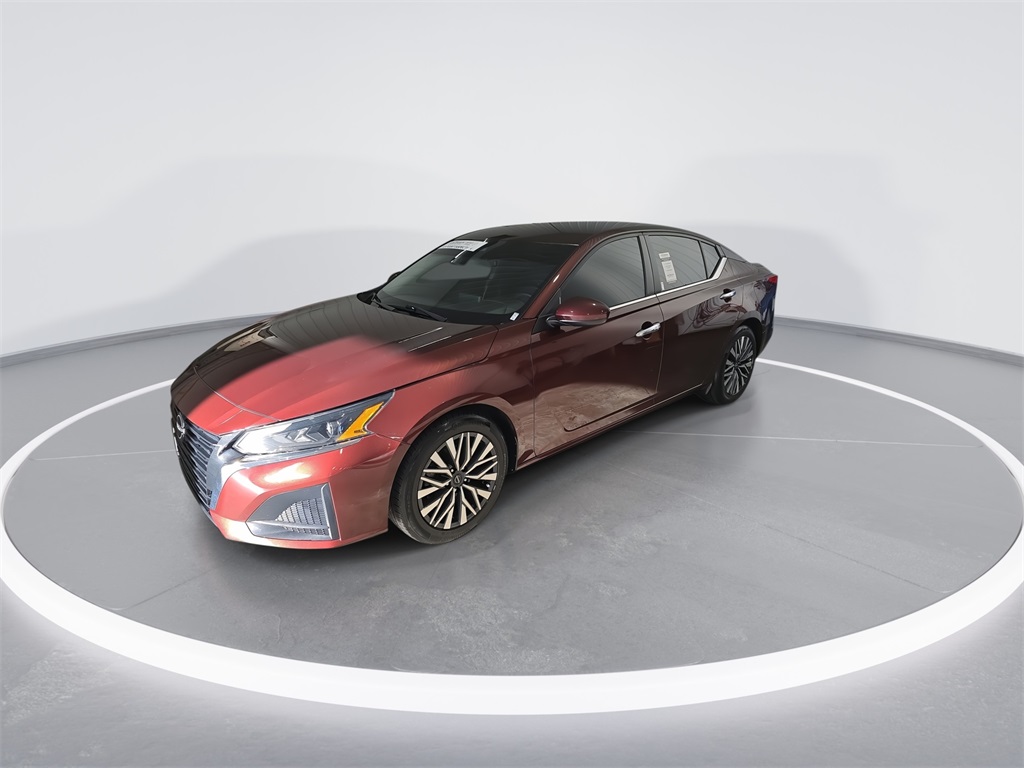 2023 Nissan Altima 2.5 SV photo 4