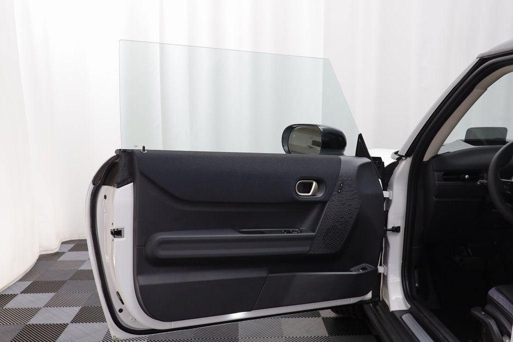 2025 Mini Cooper 2 Door Hardtop Signature photo 5