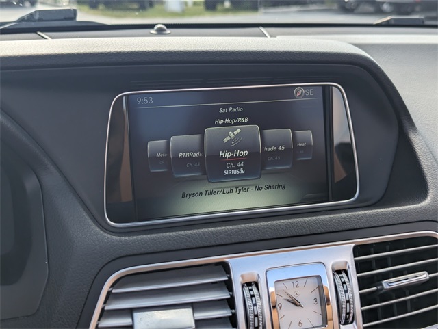2016 Mercedes Benz E 400 photo 20