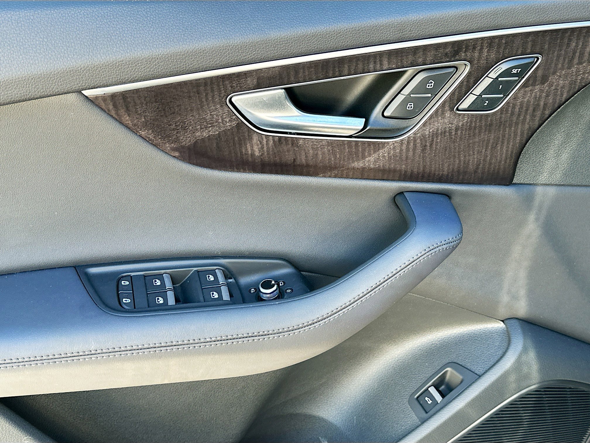 2024 Audi Q7 Premium Plus photo 17