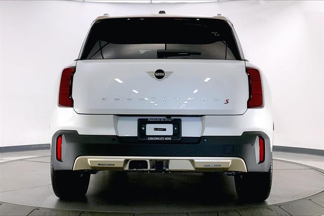2025 Mini Countryman S ALL4 Iconic photo 3