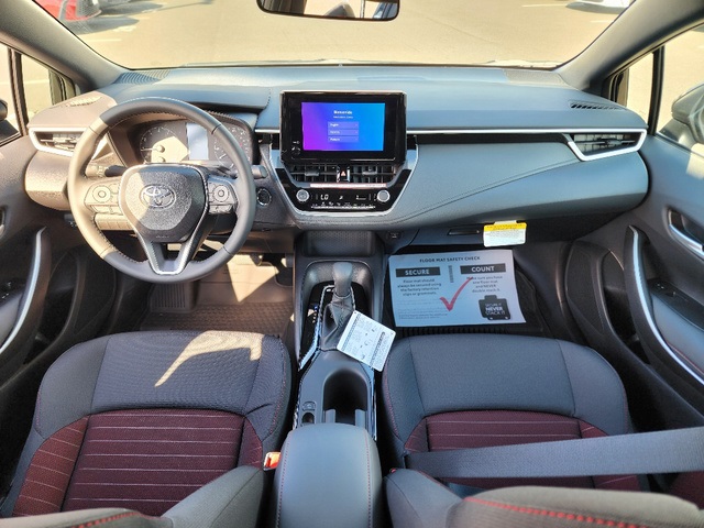 2025 Toyota Corolla SE photo 11