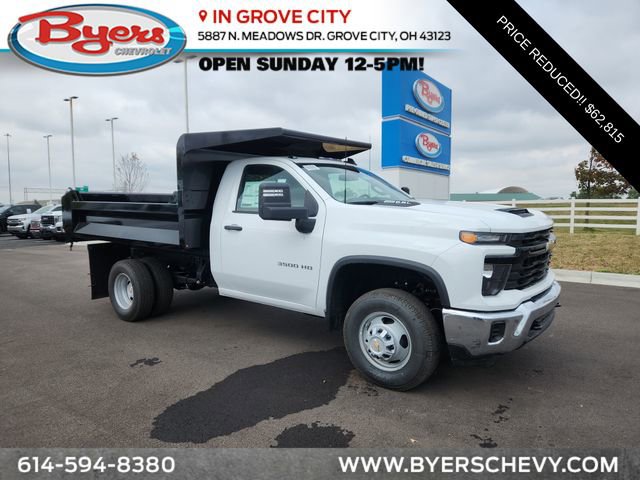 2025 Chevrolet Silverado 3500HD Work Truck's photo
