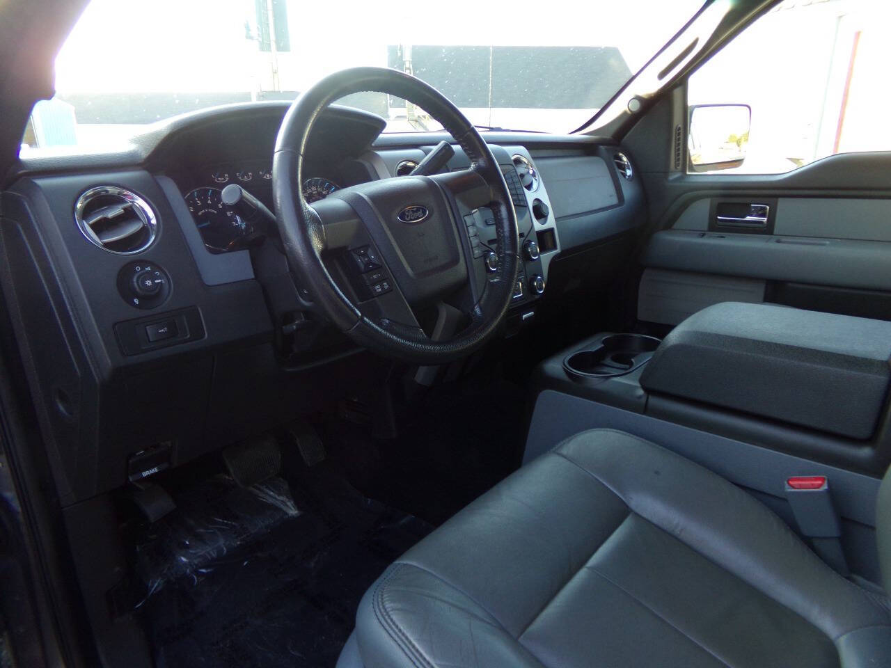 2014 Ford F-150 XLT photo 11