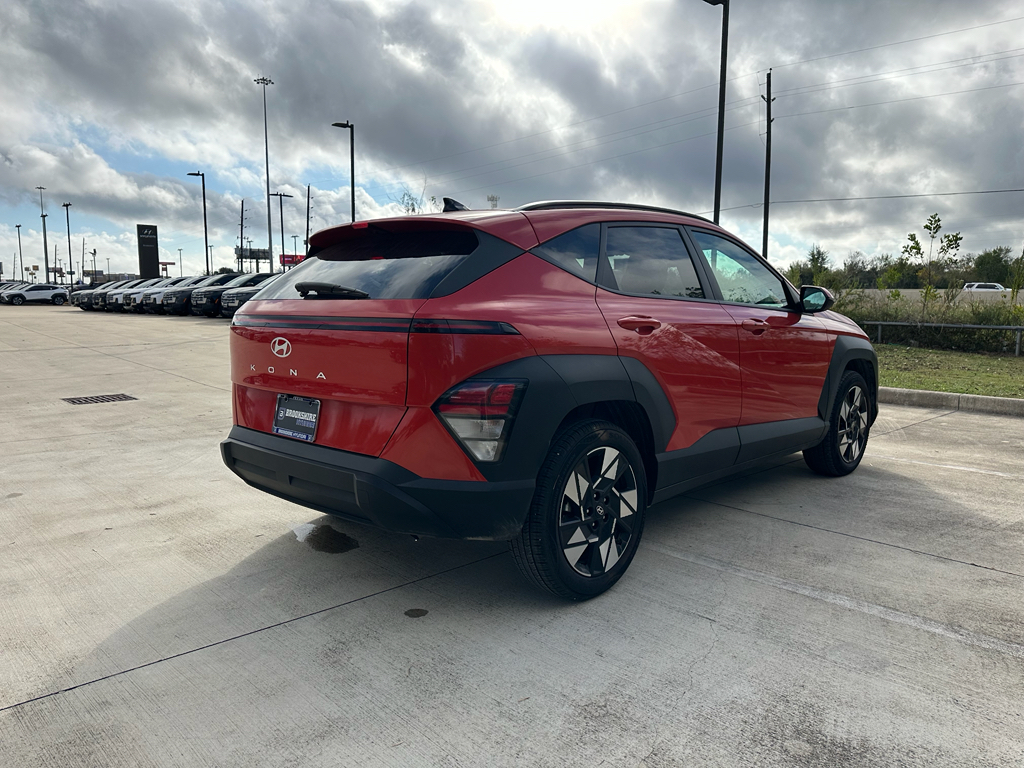 2024 Hyundai Kona SEL photo 4