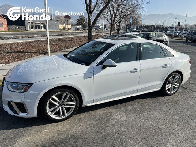 2022 Audi A4 Premium Plus's photo