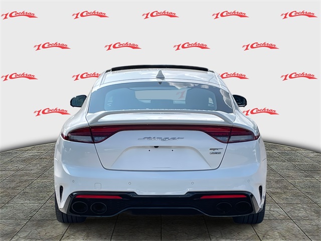 2022 Kia Stinger GT2 photo 4
