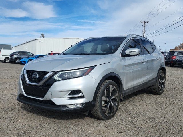 2022 Nissan Rogue Sport SL's photo