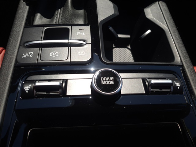 2025 Kia K5 GT-Line photo 28