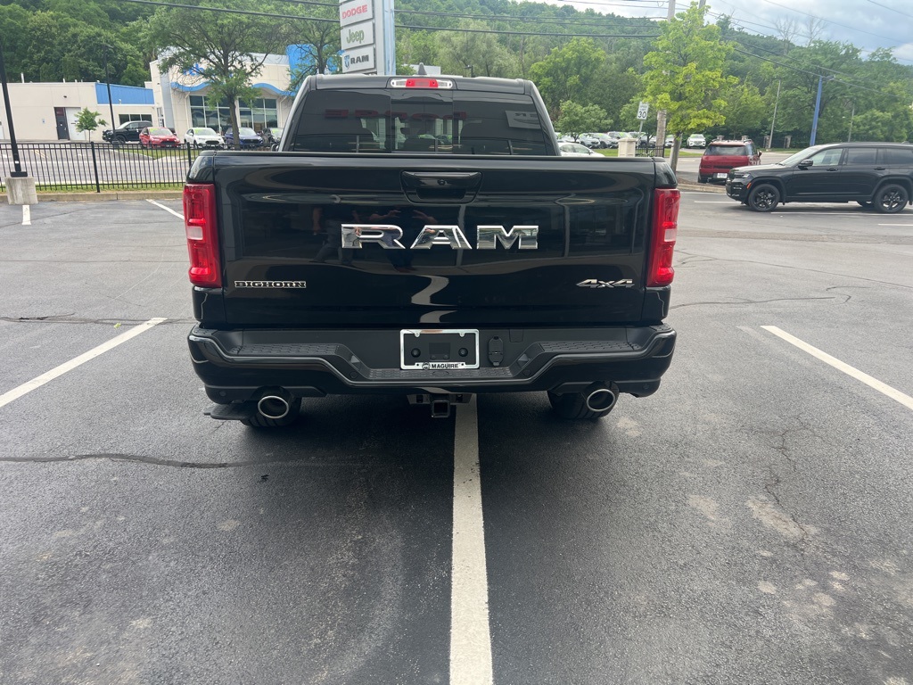 2025 Ram 1500 Big Horn Lone Star photo 3