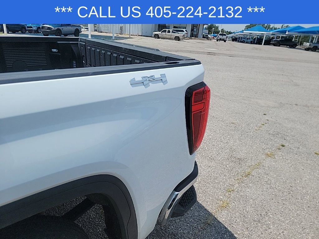 2025 Gmc Sierra 1500 SLT photo 11