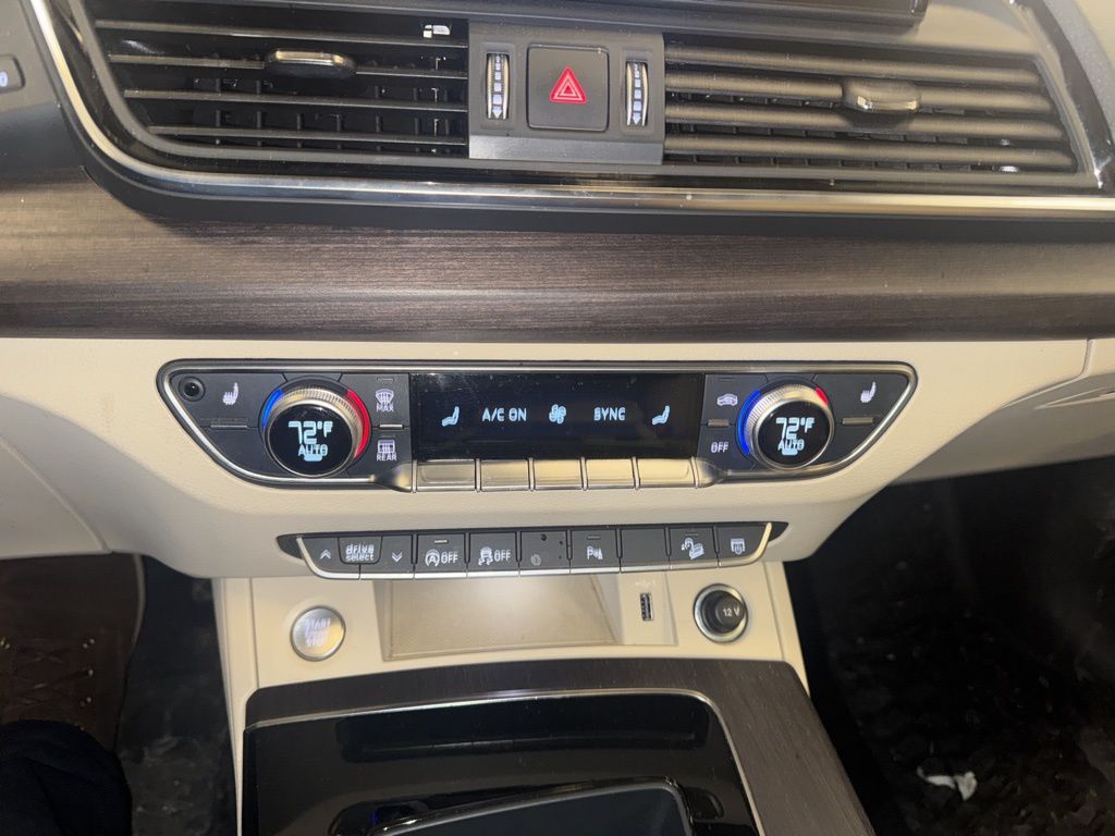 2022 Audi Q5 45 S line Premium photo 21