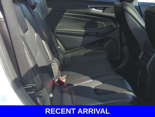 2022 Ford Edge Titanium photo 18