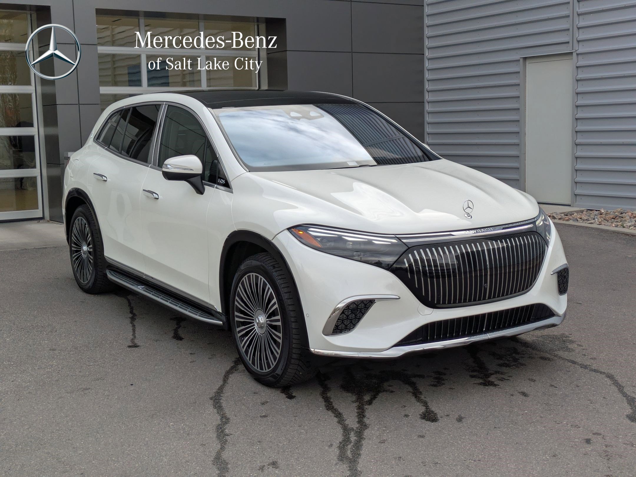 2024 Mercedes-Benz EQS SUV Base's photo