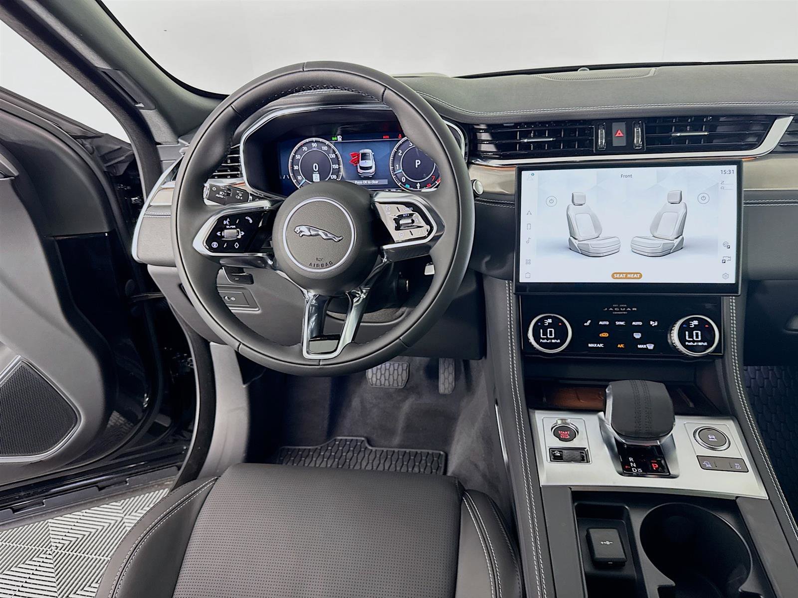 2026 Jaguar F-PACE P250 R-Dynamic S photo 24