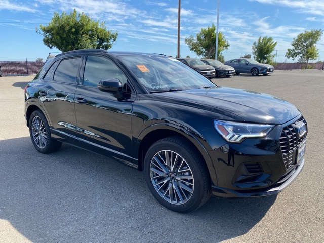 2025 Audi Q3 Premium photo 3