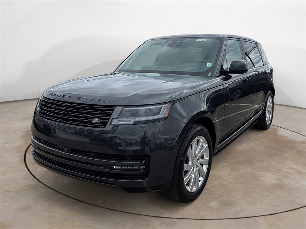 2025 Land Rover Range Rover SE